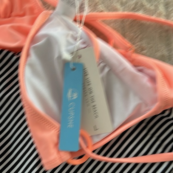 Peachy and Striped Gathered One Piece Swimsuit Sz large - Picture 4 of 6